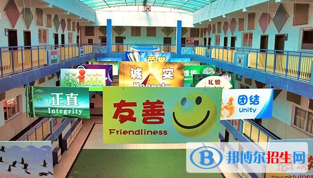 成都美視國際學(xué)校小學(xué)部2020年學(xué)費、收費多少
