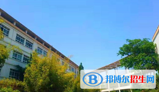 安徽現(xiàn)代信息工程職業(yè)學(xué)院是幾專