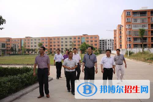 息縣職業(yè)教育中心2021年報(bào)名條件、招生要求、招生對(duì)象