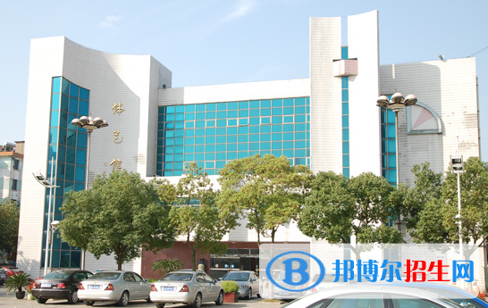 江蘇江陰高級(jí)中學(xué)2020年報(bào)名條件、招生要求、招生對(duì)象