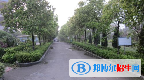 淮北市樹(shù)人中等專(zhuān)業(yè)學(xué)校2020年招生辦聯(lián)系電話