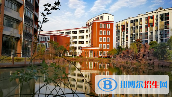江蘇奔牛高級(jí)中學(xué)2021年招生辦聯(lián)系電話(huà)