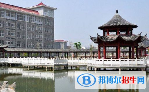 安徽黃梅戲藝術職業(yè)學院(中專部)2021年招生辦聯(lián)系電話