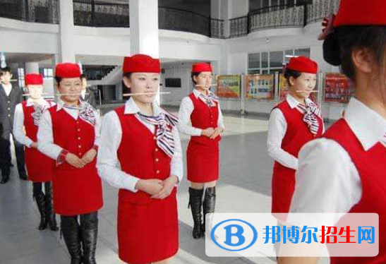 湖北2021年航空服務(wù)學(xué)?？梢詫W(xué)什么