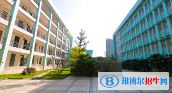 安慶醫(yī)藥高等?？茖W(xué)校怎么樣、好不好