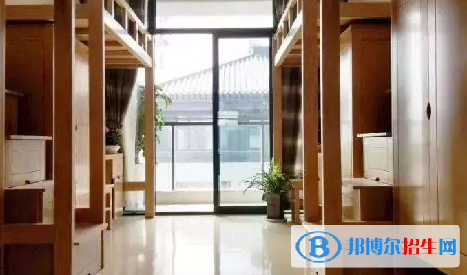 南京棲霞中學2021年宿舍條件