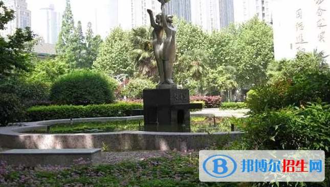 南京市第九中學(xué)震旦校區(qū)2021年學(xué)費(fèi)、收費(fèi)多少