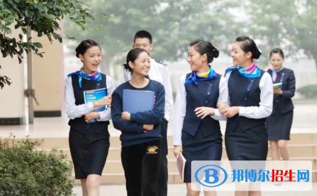 武漢2021年中專航空服務學校怎么考大專