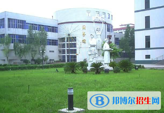 宣化第一中學(xué)報(bào)名條件、招生要求、招生對(duì)象