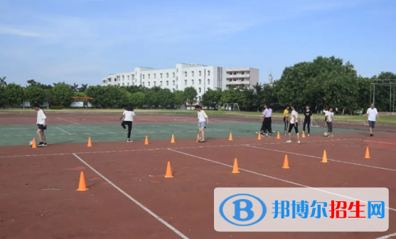 吳川職業(yè)高級中學2021年報名條件、招生要求、招生對象