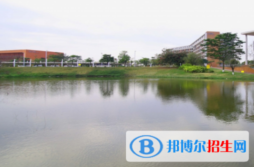 廣東工業(yè)高級技工學(xué)校2021年學(xué)費、收費多少