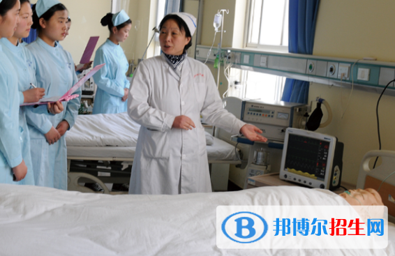 廣東2021年讀衛(wèi)校能考大學(xué)嗎