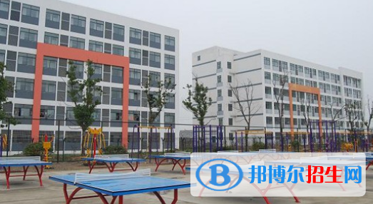 滁州市機械工業(yè)學校2021年報名條件、招生要求、招生對象 