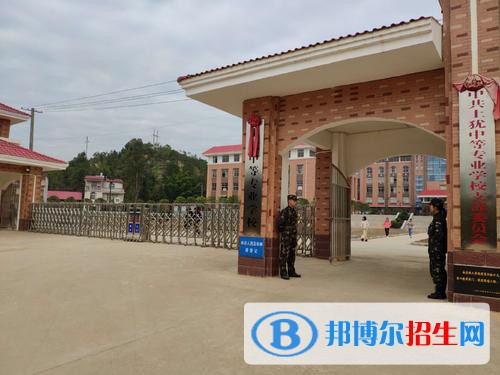 上猶中等專(zhuān)業(yè)學(xué)校2021年招生錄取分?jǐn)?shù)線