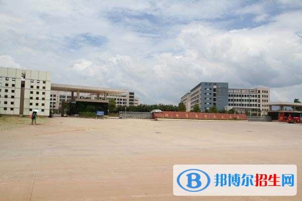 贛州工業(yè)職業(yè)中等專業(yè)學校2021年招生錄取分數(shù)線