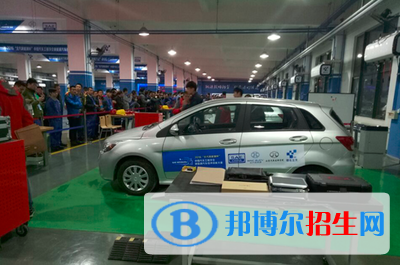 合肥市公共技工學(xué)校2021年報名條件、招生要求、招生對象