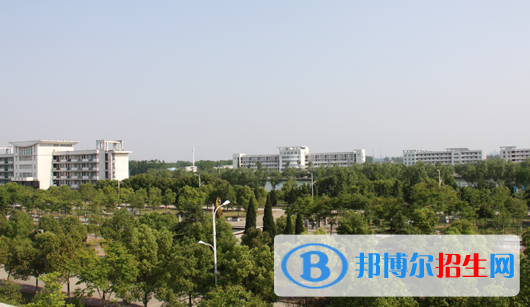 六安職業(yè)技術(shù)學(xué)院2021年報(bào)名條件、招生要求、招生對(duì)象