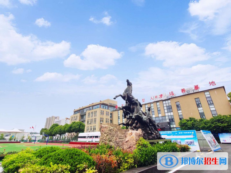 合肥中科信息工程技工學(xué)校2021年報名條件、招生要求、招生對象