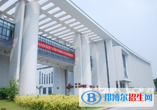 六安市藝術(shù)學(xué)校2021年報(bào)名條件、招生要求、招生對(duì)象
