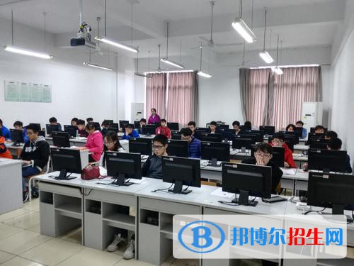 貴州2021年哪個大專學(xué)校計算機學(xué)校好