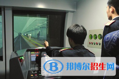 重慶2021年軌道交通學(xué)校和職高哪個(gè)好