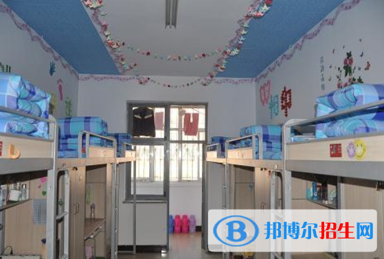 邛崍九年制實(shí)驗(yàn)學(xué)校2021年宿舍條件