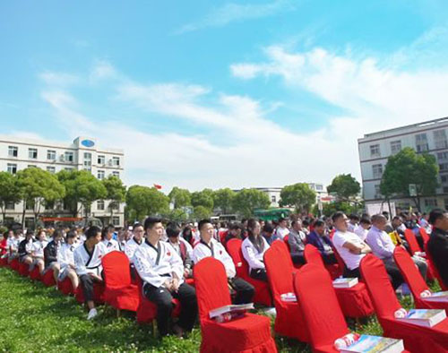 泰州市博日電腦技術(shù)學(xué)校2021年報名條件、招生要求、招生對象