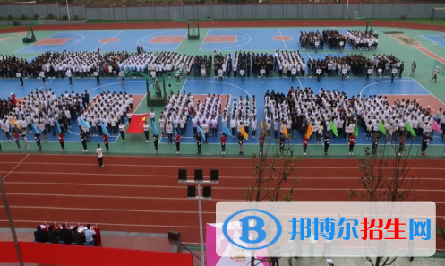 成都2021年女生上中專學校學什么好