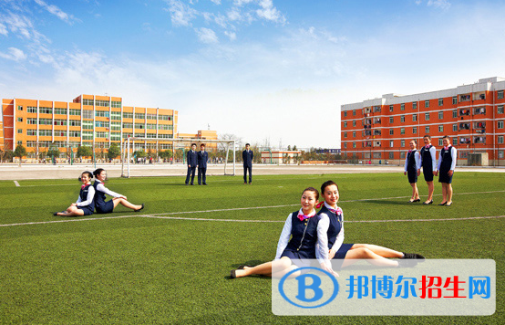 成都2021年女生讀中專學校學什么好