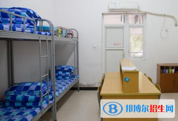 成都財(cái)政貿(mào)易學(xué)校2021年宿舍條件