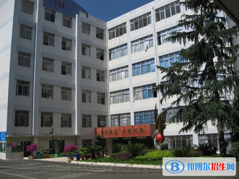 云南省貿(mào)易經(jīng)濟(jì)學(xué)校怎么樣，好不好