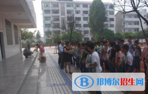 四川省通江縣民勝職業(yè)高級(jí)中學(xué)2021年學(xué)費(fèi)、收費(fèi)多少