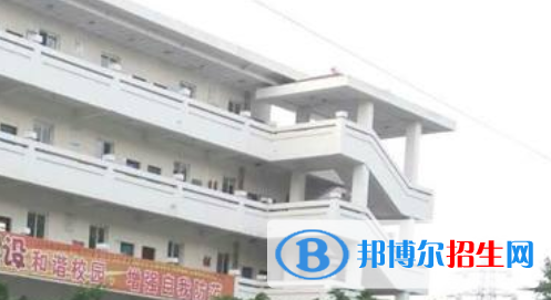 綿陽(yáng)服裝職業(yè)技術(shù)學(xué)校怎么樣、好不好