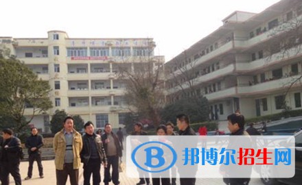 資中縣水南高級(jí)職業(yè)中學(xué)2021年學(xué)費(fèi)、收費(fèi)多少