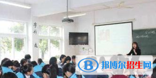 蘆山縣職業(yè)高級中學(xué)怎么樣、好不好