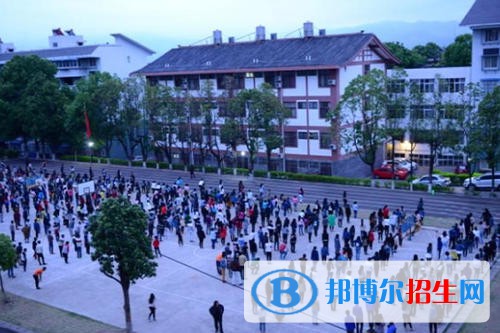 射洪縣金龍職業(yè)技術(shù)學(xué)校2021年學(xué)費(fèi)、收費(fèi)多少