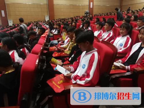 冕寧縣職業(yè)技術(shù)學(xué)校2021年學(xué)費(fèi)、收費(fèi)多少