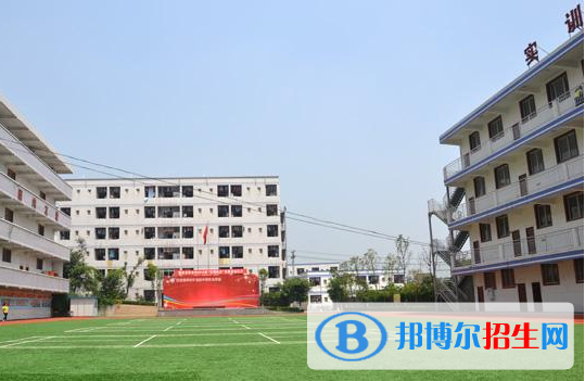 昆明市推拿職業(yè)學(xué)校怎么樣、好不好