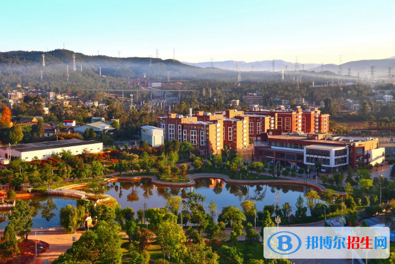 楚雄醫(yī)藥高等?？茖W(xué)校五年制大專怎么樣、好不好