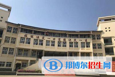 云南新興職業(yè)學(xué)院五年制大專2021年報(bào)名條件、招生要求、招生對象