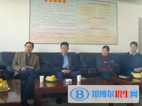 濟寧任城區(qū)衛(wèi)生學校2021年報名條件、招生要求、招生對象