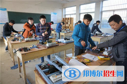 泰安機(jī)械電子工程學(xué)校怎么樣、好不好
