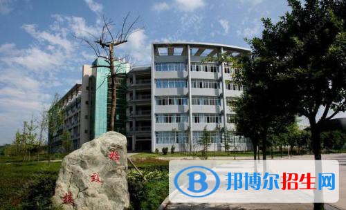 青島航空職業(yè)技術(shù)學(xué)校怎么樣、好不好