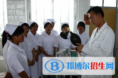 云南2021年學(xué)衛(wèi)校哪個學(xué)校好