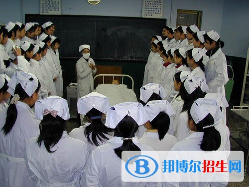 云南2021年哪些大專(zhuān)學(xué)校有衛(wèi)校