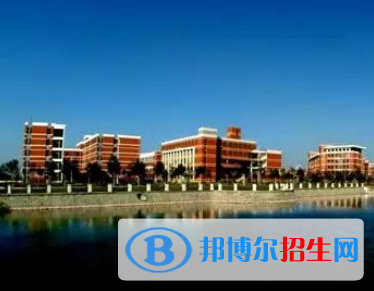 四川2021年中專學校學費多少錢