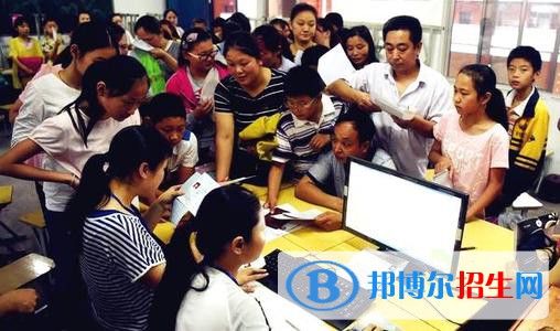 貴陽2021年初中生學(xué)計(jì)算機(jī)學(xué)校怎樣