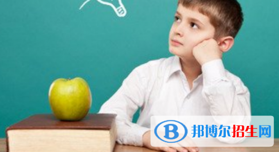 四川2021年中專和?？频膮^(qū)別