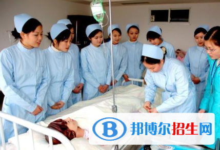 昆明2021年中專升大?？际裁? width=