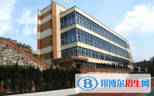 貴陽2021年女生上什么計(jì)算機(jī)學(xué)校好